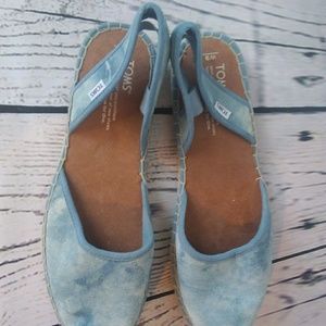 Toms size 9 blue shoes